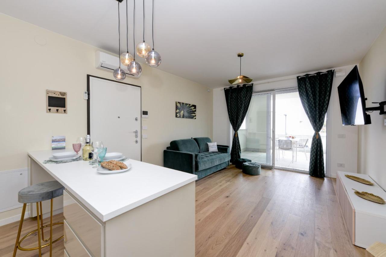 Opalia Residence - Garda Lake Lifestyle Apartment Peschiera del Garda Exterior foto