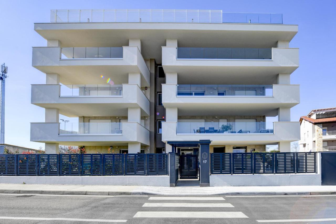 Opalia Residence - Garda Lake Lifestyle Apartment Peschiera del Garda Exterior foto